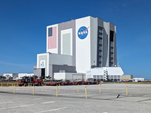 ケネディースペースセンターにあるアッセンブリビルディング　SPACEDOOR スペースドア