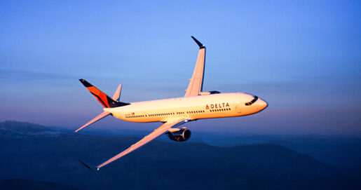Delta Airline SPACEDOOR スペースドア