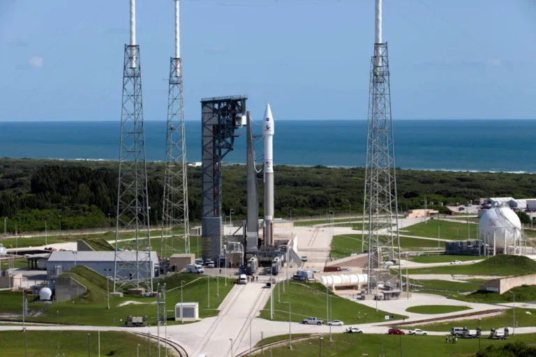 Image Credit : NASA ----Space Launch Complex 41 ---SPACEDOOR スペースドア