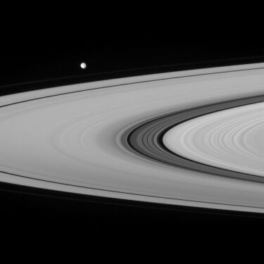 Cassini Division　Image Credit ：NASA