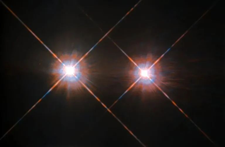 Alpha Centauri (ケンタウルス座アルファ星) Image credit: ESA/NASA
