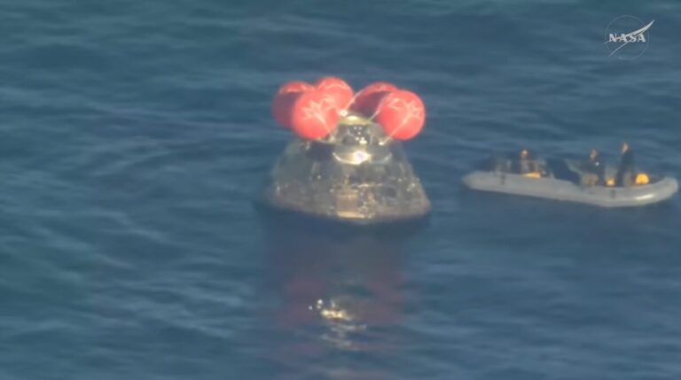 ARTEMIS2 NASA SPACEDOOR スペースドア―