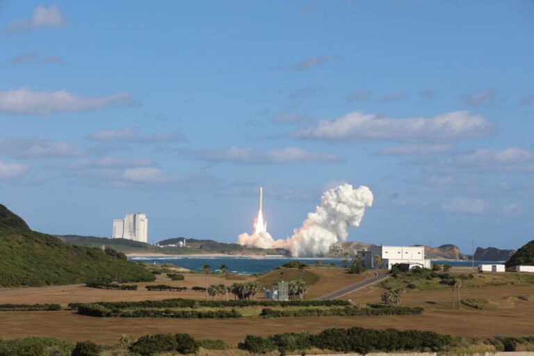 JAXA種子島宇宙センター(Tsukuba Space Center) (C)宇宙航空研究開発機構(JAXA)
