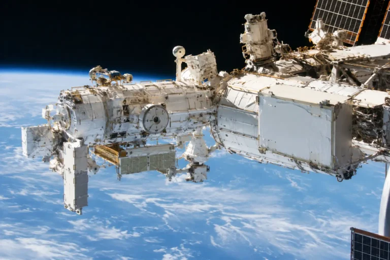 ISS きぼう 実験棟 完全ガイド｜日本の宇宙実験室を徹底解説